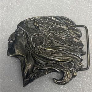 VINTAGE NATIVE AMERICAN INDIAN DESIGN BELT BUCKLE